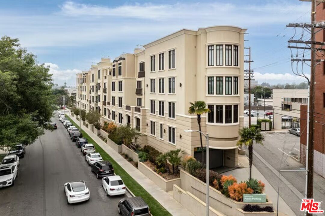 11847 Gorham Ave Unit: 302