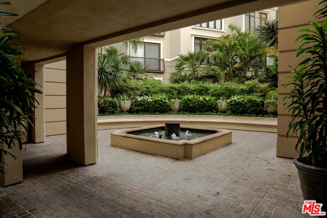 11847 Gorham Ave Unit: 302