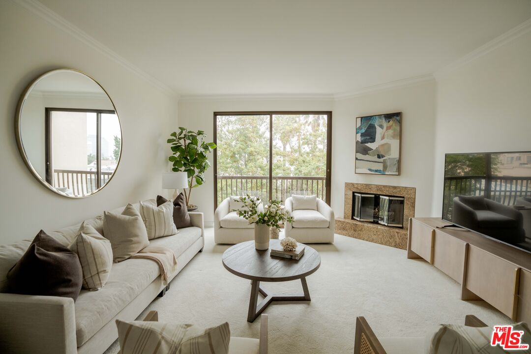 11847 Gorham Ave Unit: 302