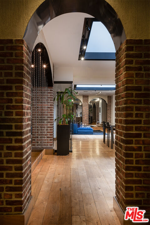 460 S Spring St Unit: 1015