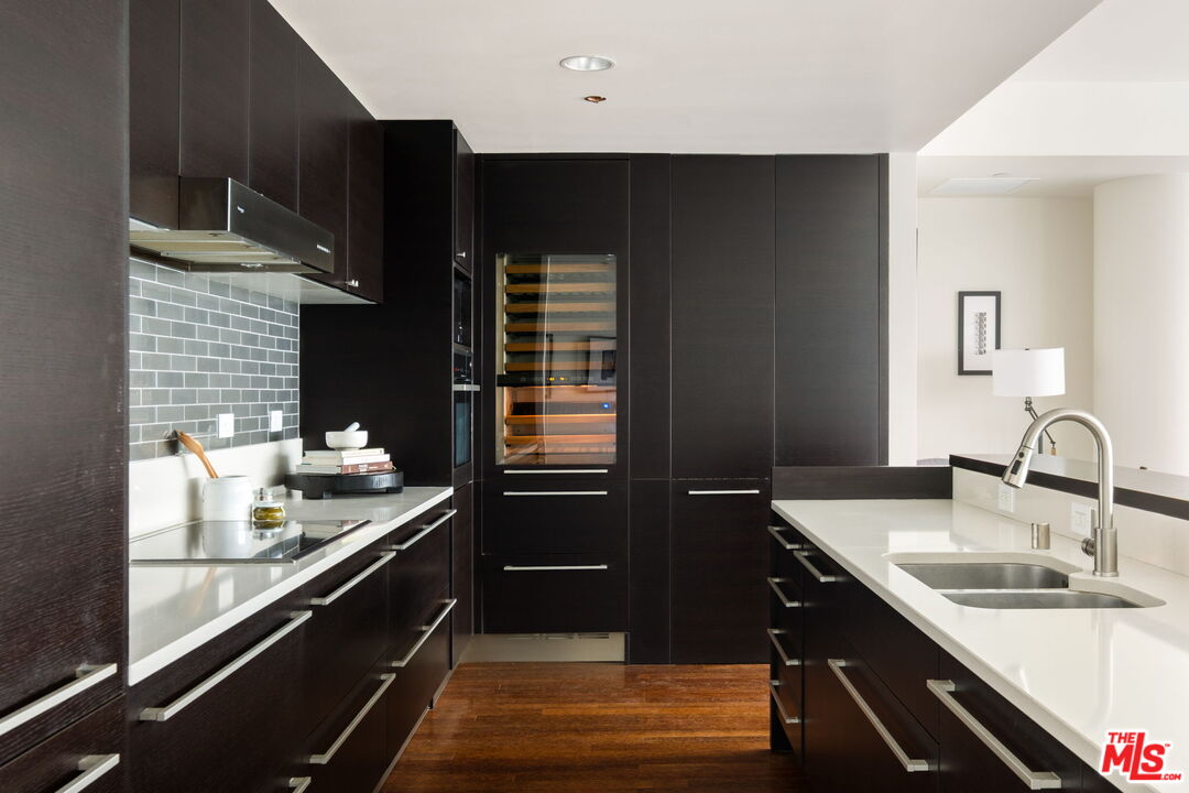 6250 Hollywood Blvd Unit: 5N