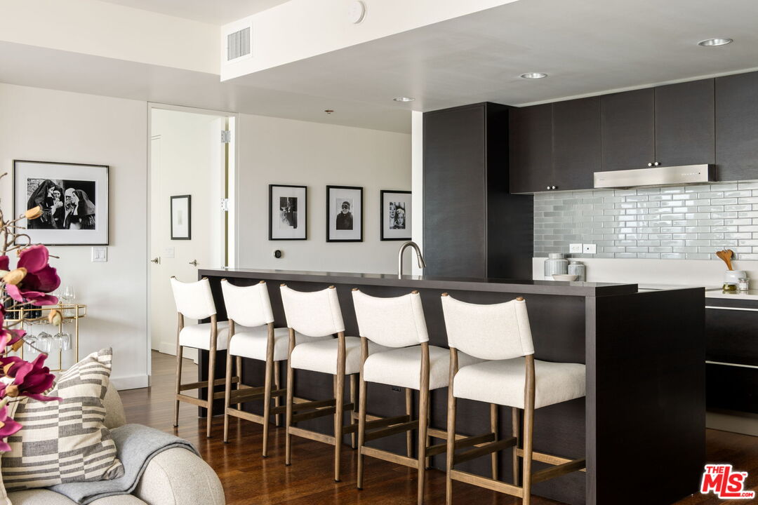 6250 Hollywood Blvd Unit: 5N