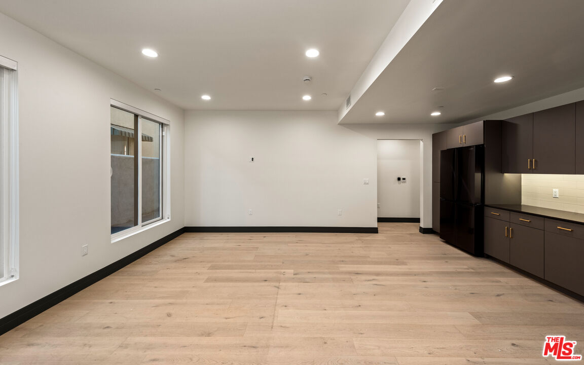 118 N Orlando Ave Unit: 101