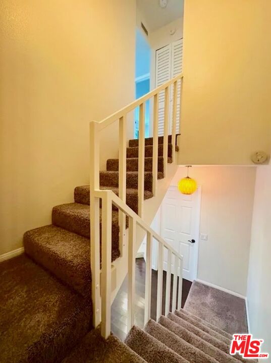 805 N West Knoll Dr Unit: 1