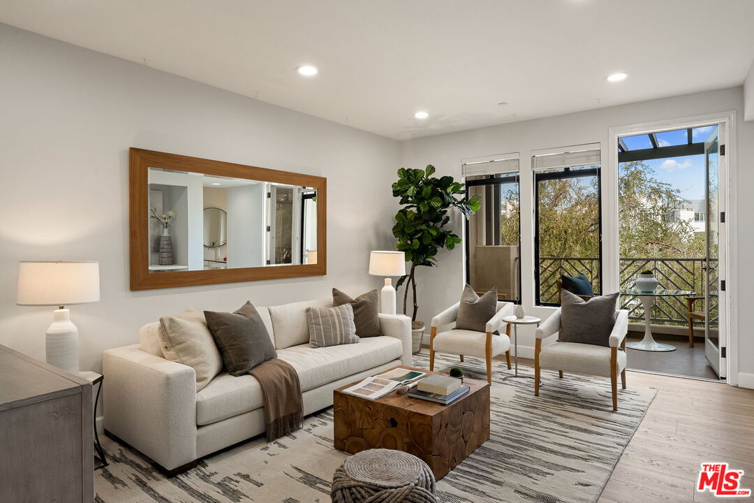 5625 Crescent Park Unit: 340