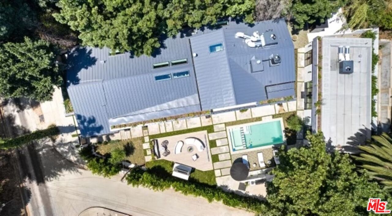 1914 Laurel Canyon Blvd