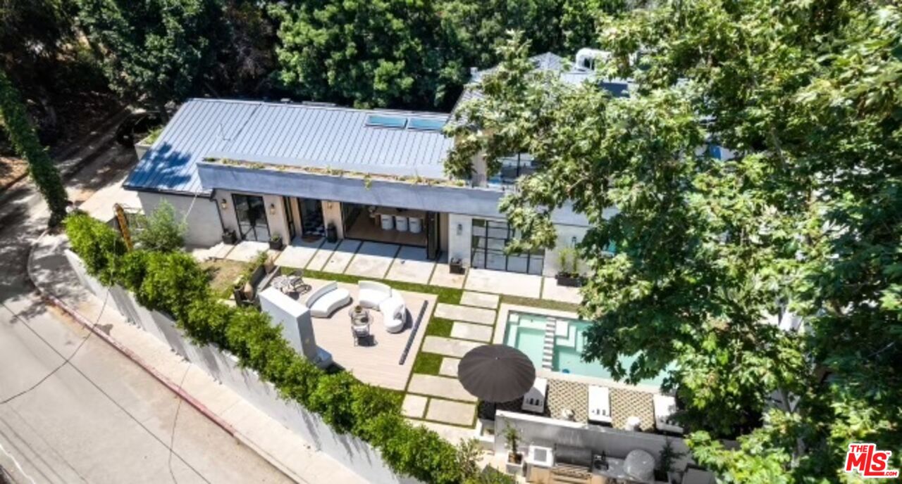 1914 Laurel Canyon Blvd