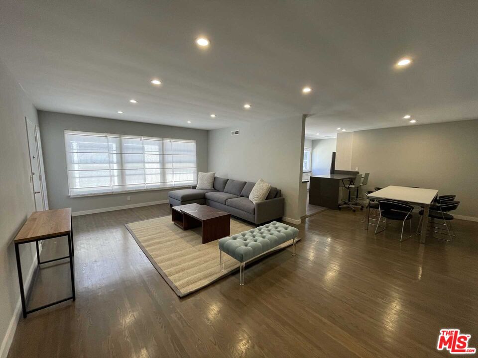 348 S Elm Dr Unit: 6