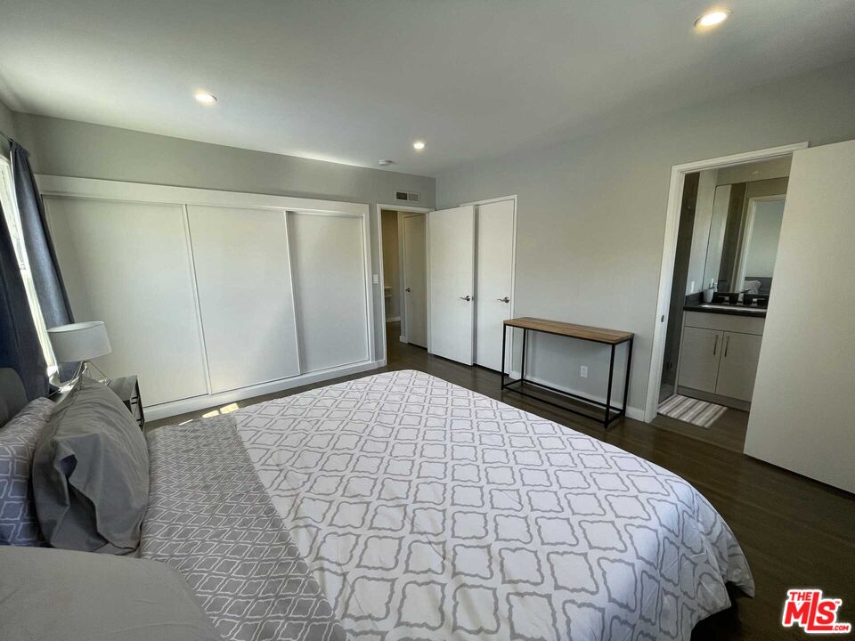 348 S Elm Dr Unit: 6