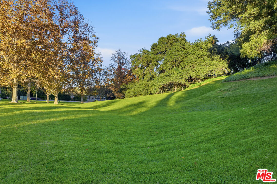 4370 Park Monte Nord