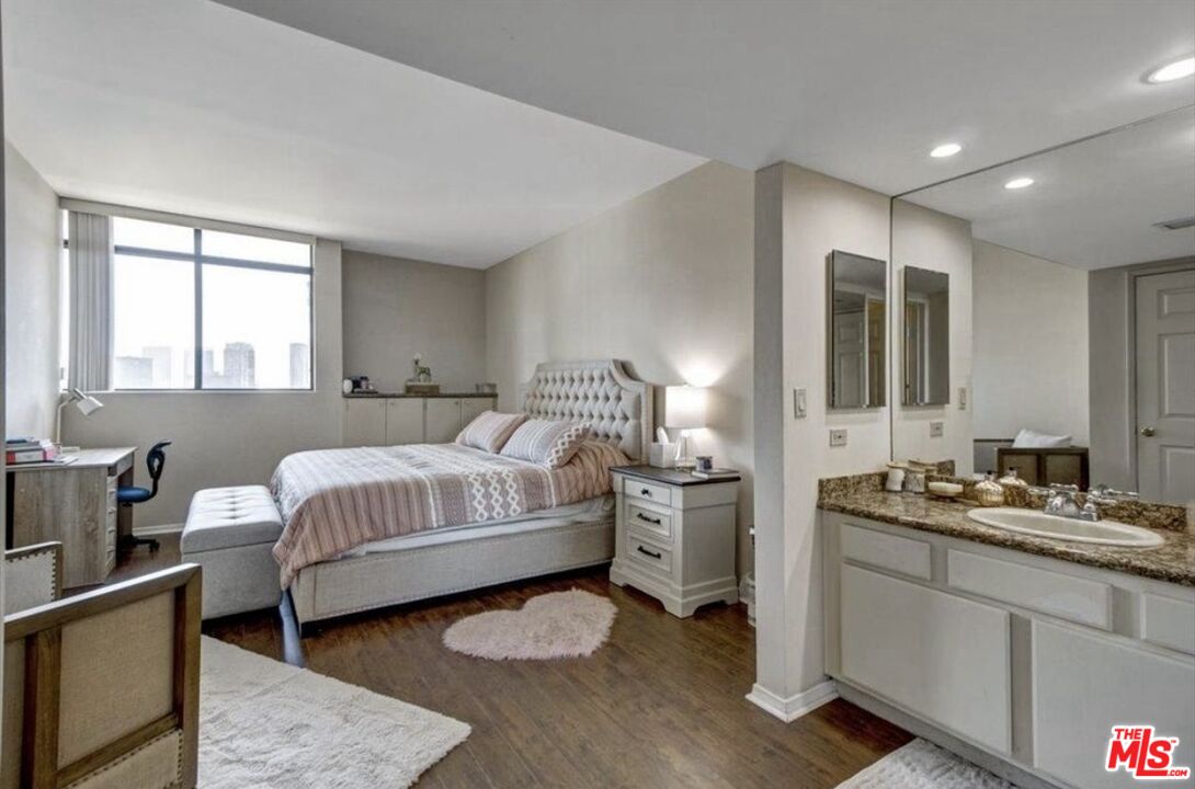 10535 Wilshire Blvd Unit: 1701