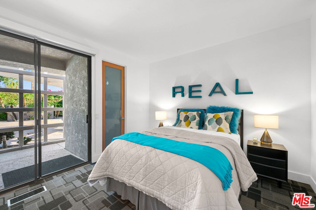 1650 E Murray Canyon Dr