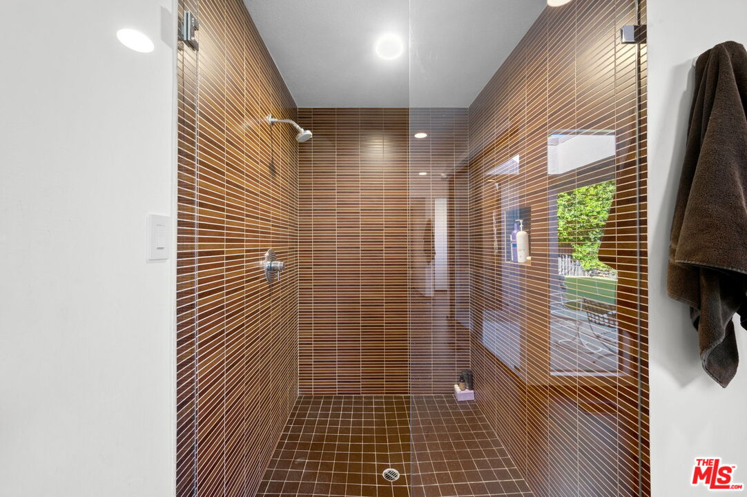 1650 E Murray Canyon Dr