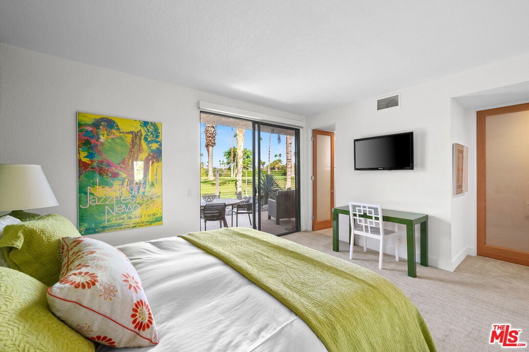 1650 E Murray Canyon Dr