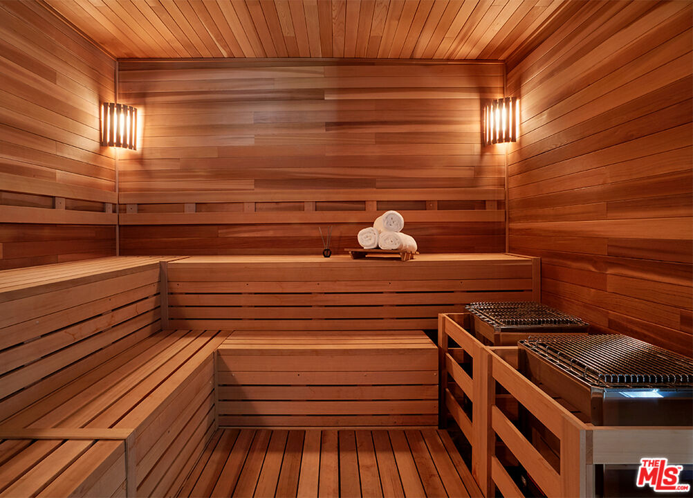 10000 Santa Monica Blvd Unit: 2307