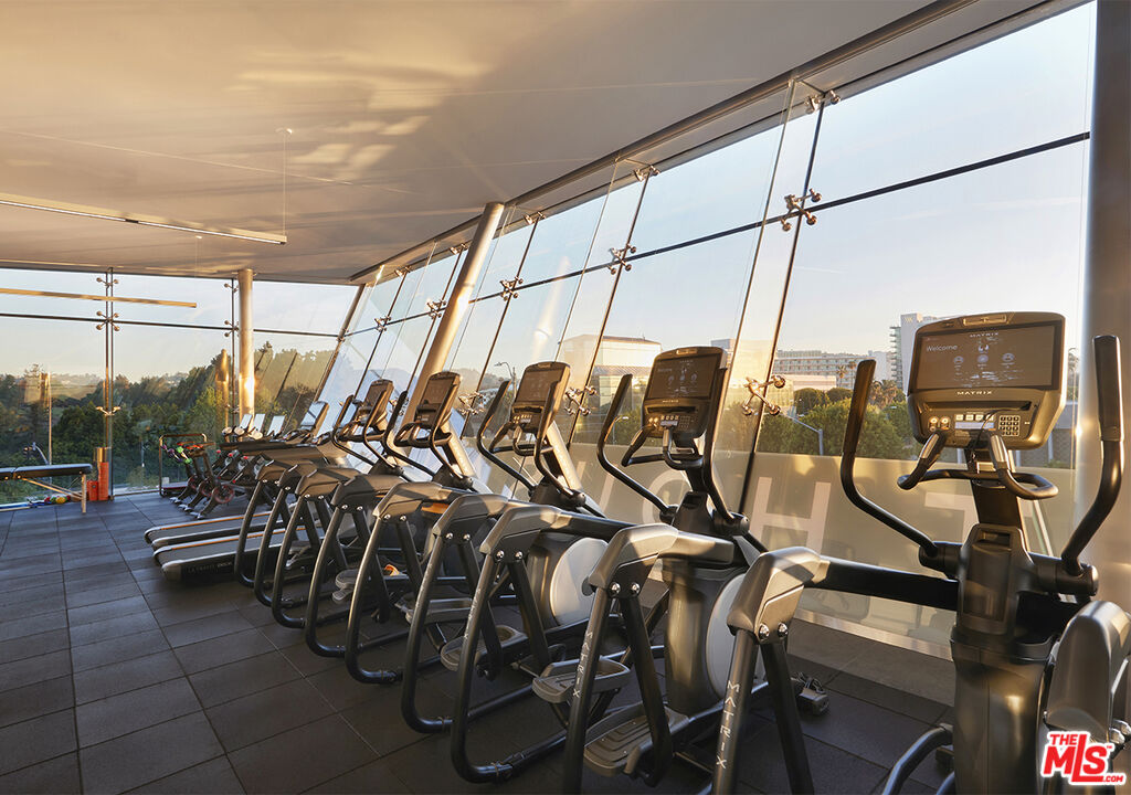 10000 Santa Monica Blvd Unit: 2307