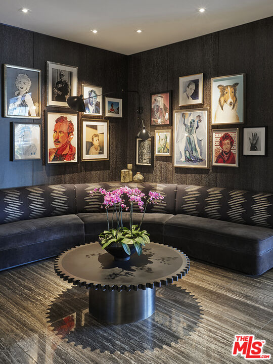 10000 Santa Monica Blvd Unit: 2307