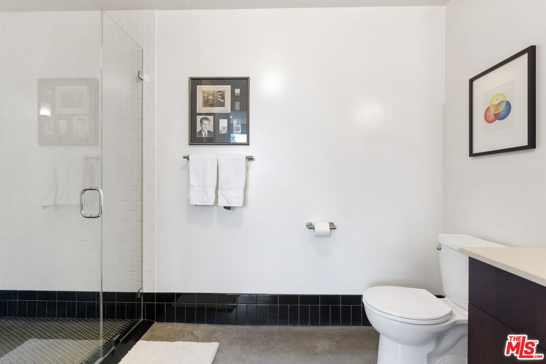 4111 W Sunset Blvd Unit: 546