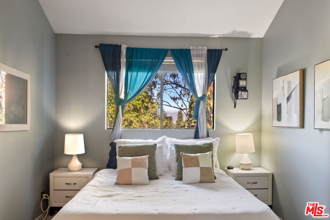 3480 Barham Blvd Unit: 306