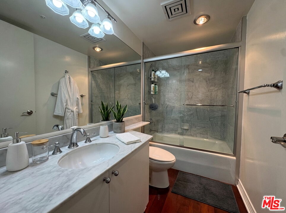 10520 Wilshire Blvd Unit: 801