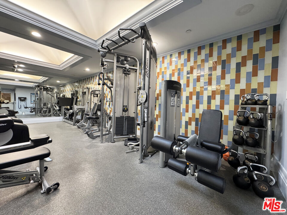 10520 Wilshire Blvd Unit: 801