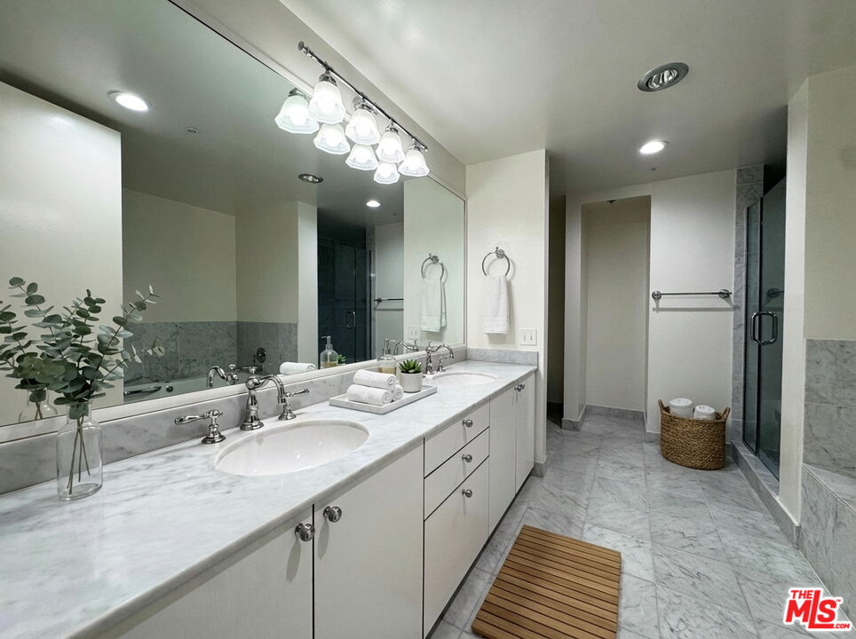 10520 Wilshire Blvd Unit: 801