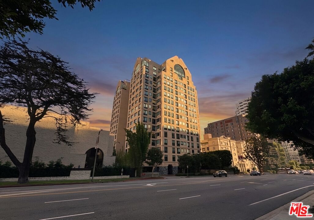 10520 Wilshire Blvd Unit: 801