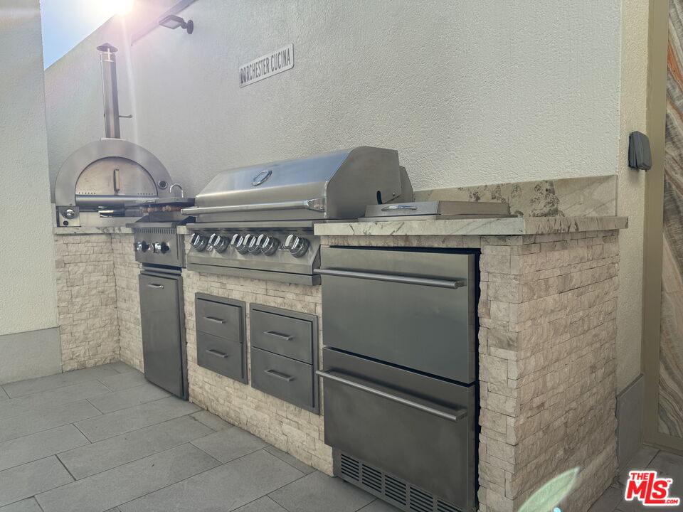 10520 Wilshire Blvd Unit: 801