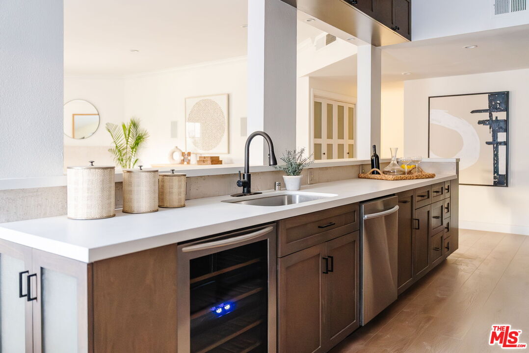 11737 Darlington Ave Unit: 202