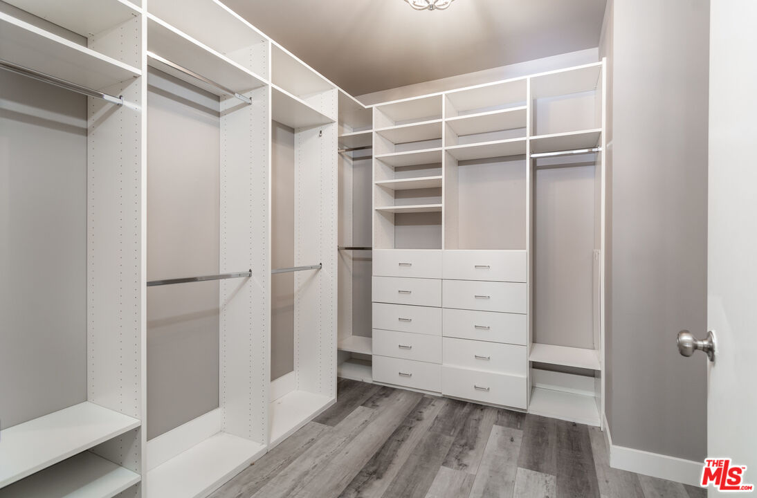 801 S Grand Ave Unit: 1909