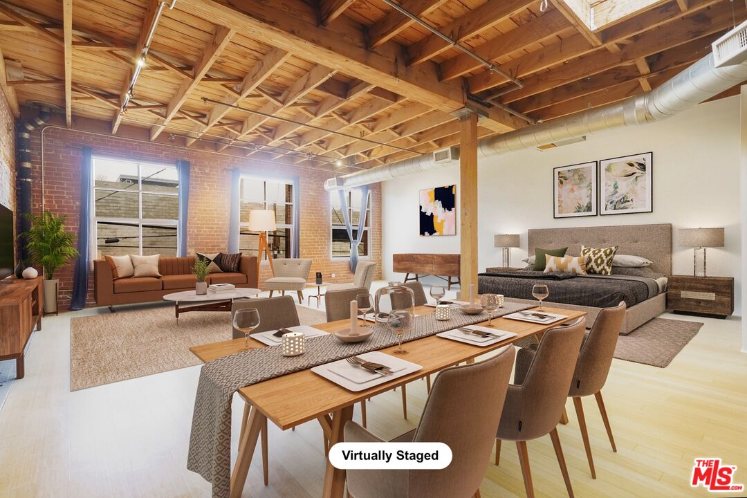 500 Molino St Unit: 206