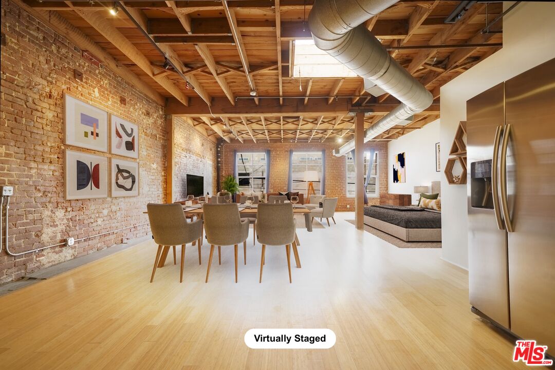 500 Molino St Unit: 206