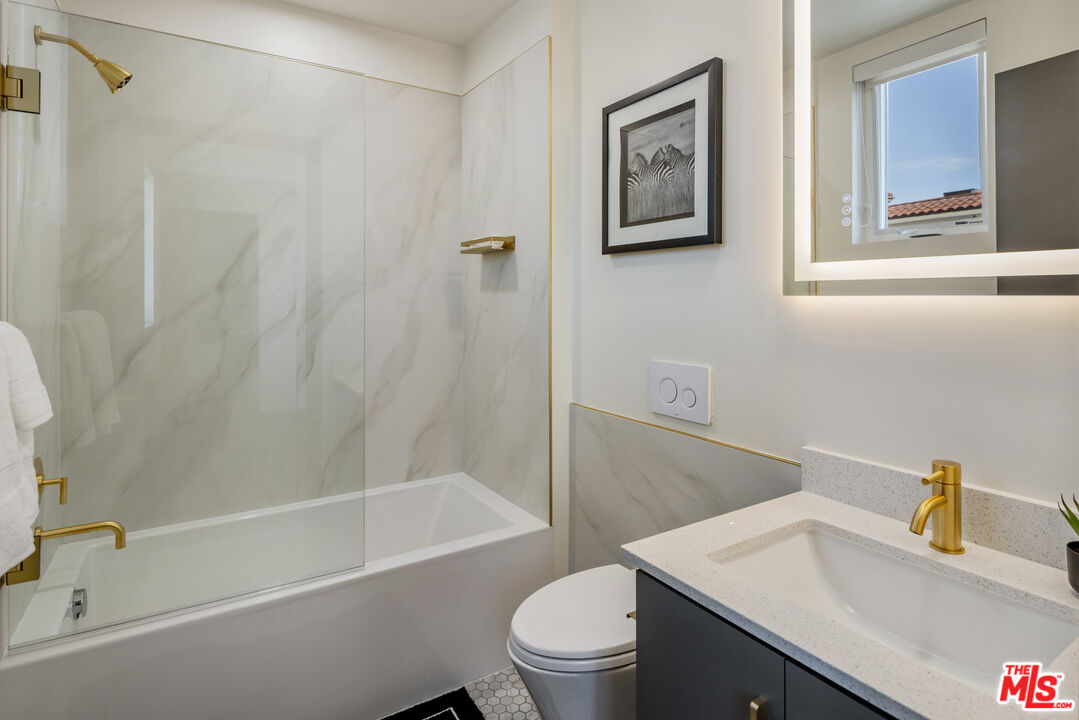 118 N Orlando Ave Unit: 301