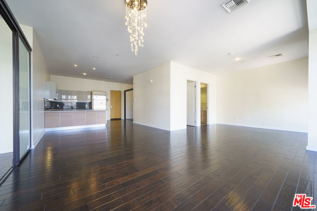 801 S Grand Ave Unit: 1902