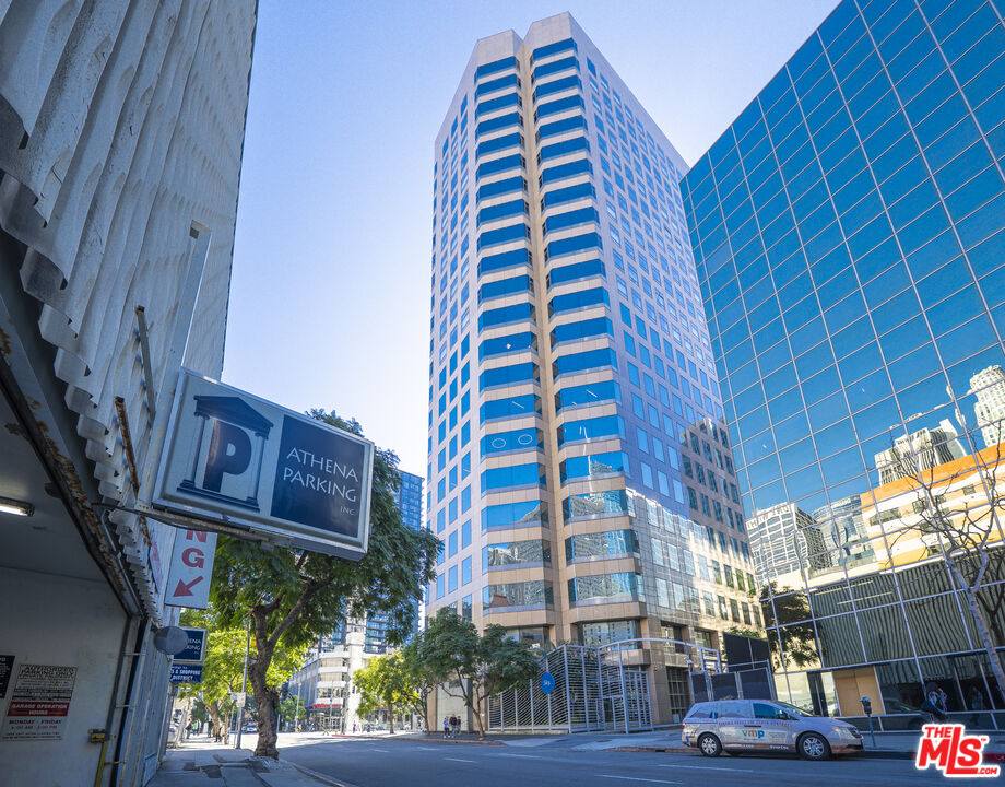 801 S Grand Ave Unit: 1902