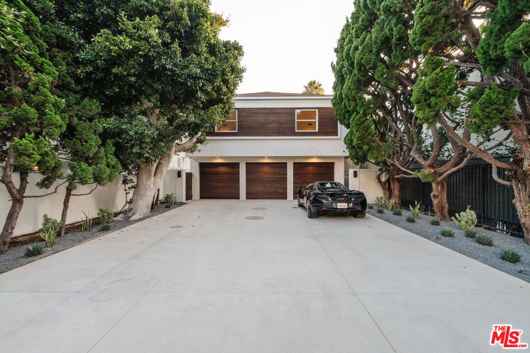 22440 Pacific Coast Hwy