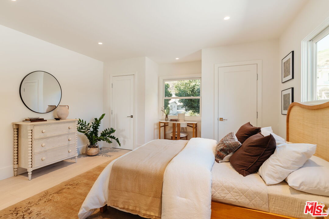 22440 Pacific Coast Hwy