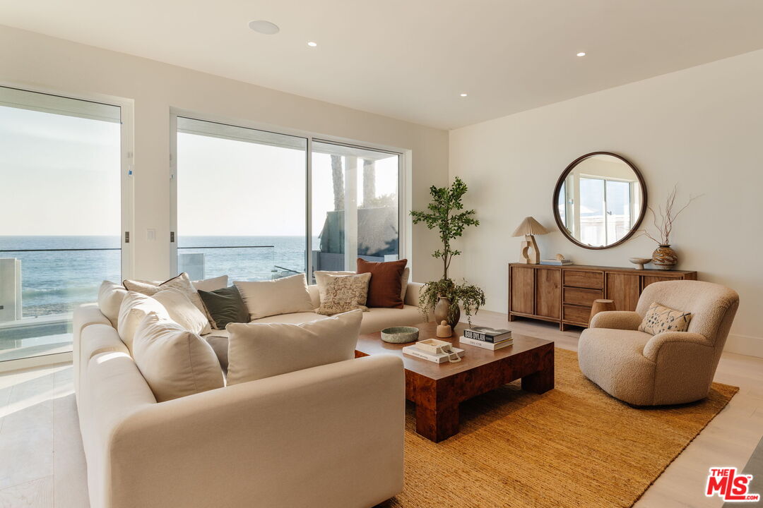 22440 Pacific Coast Hwy