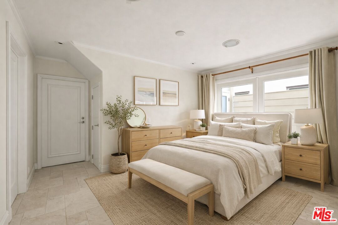 25234 Malibu Rd Unit: 2