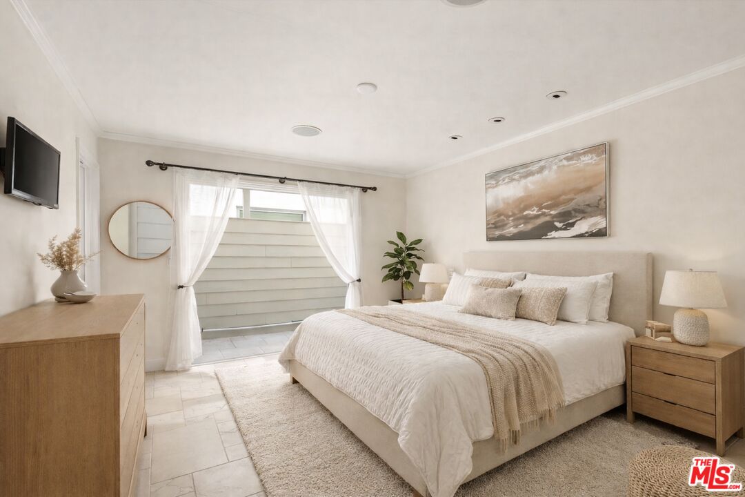 25234 Malibu Rd Unit: 2