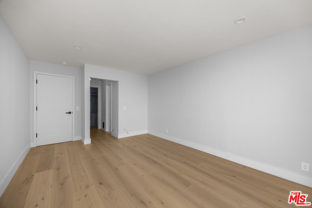 10747 Wilshire Blvd Unit: 1107