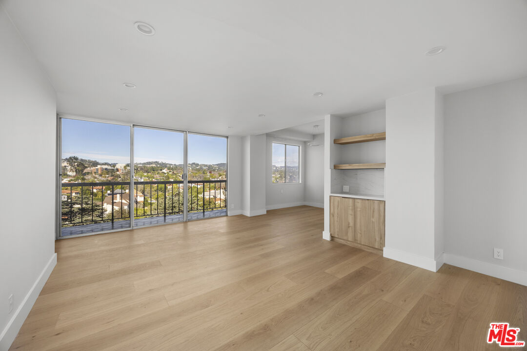 10747 Wilshire Blvd Unit: 1107