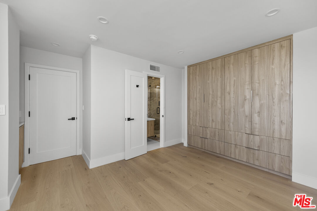 10747 Wilshire Blvd Unit: 1107