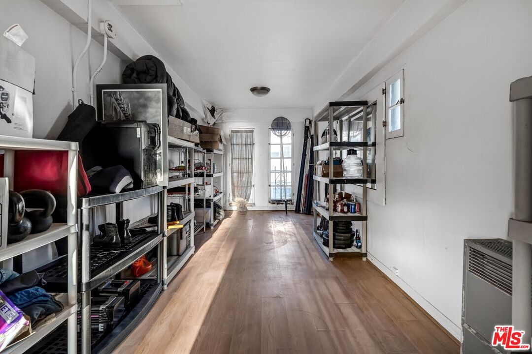 1915 Ocean Front Walk