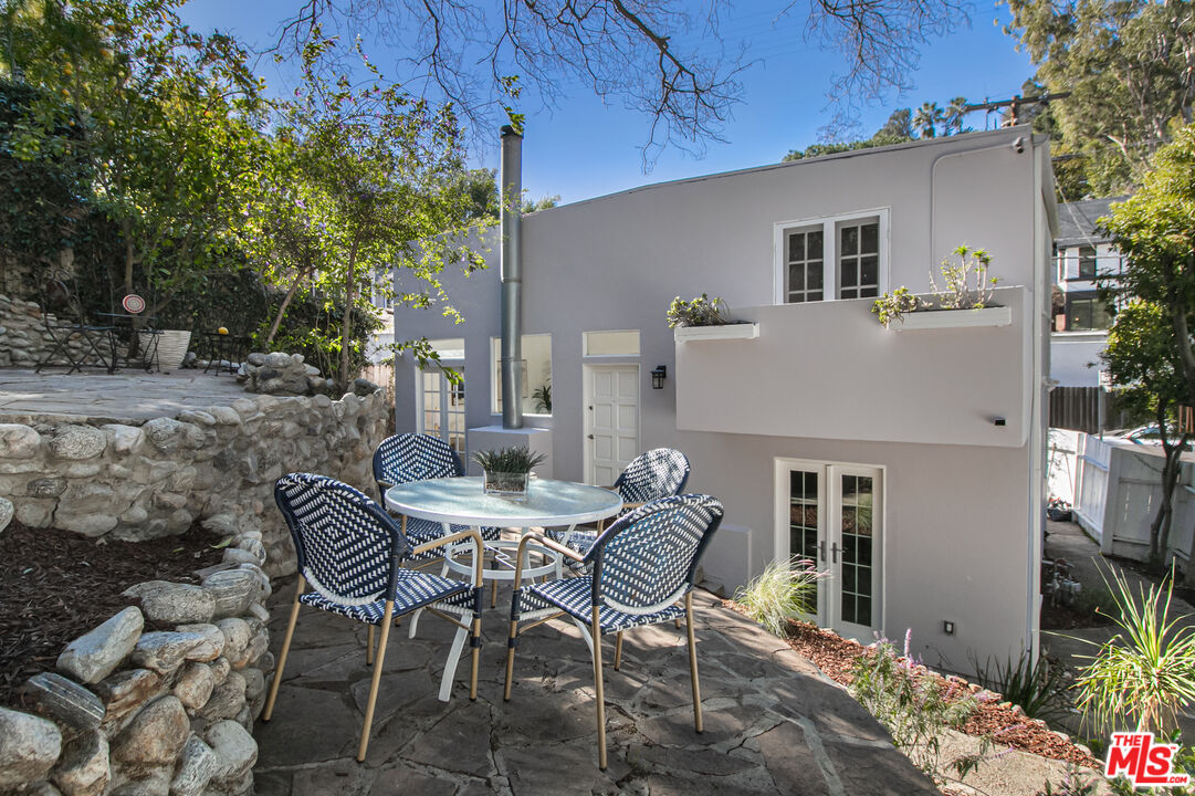 2044 Stanley Hills Dr