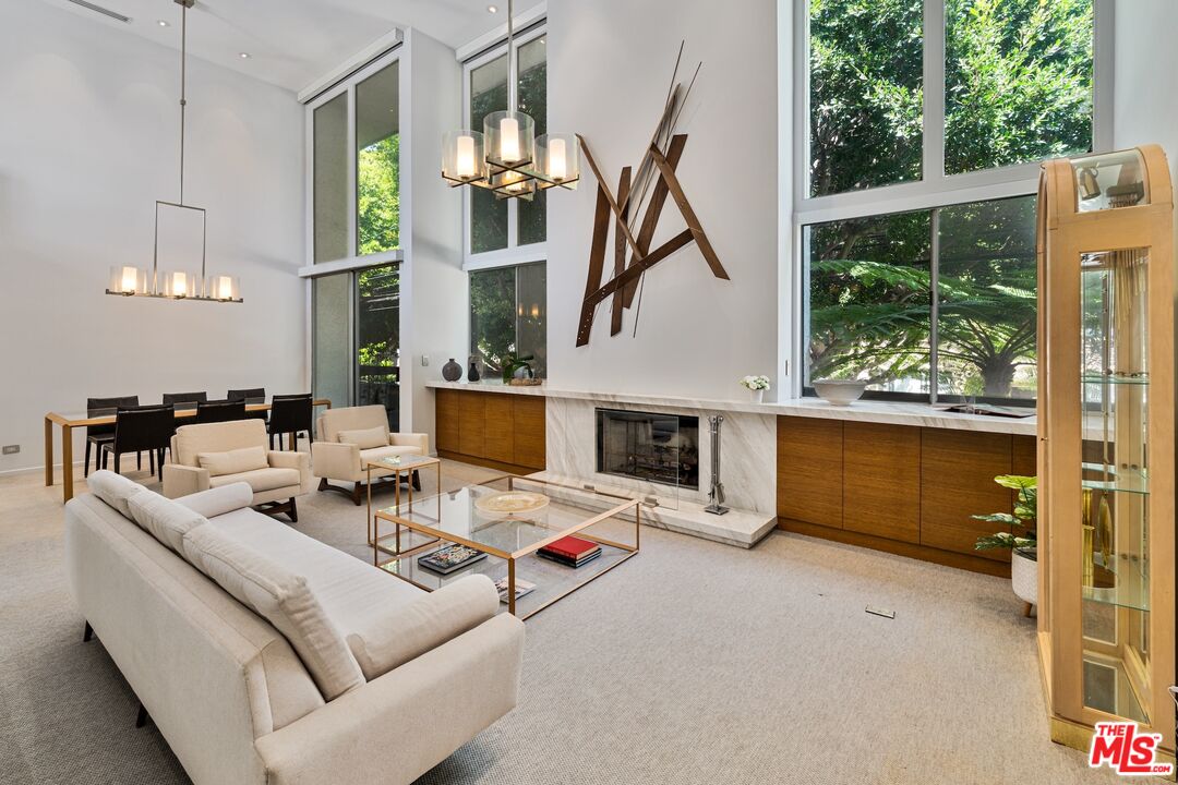 1730 California Ave Unit: 4