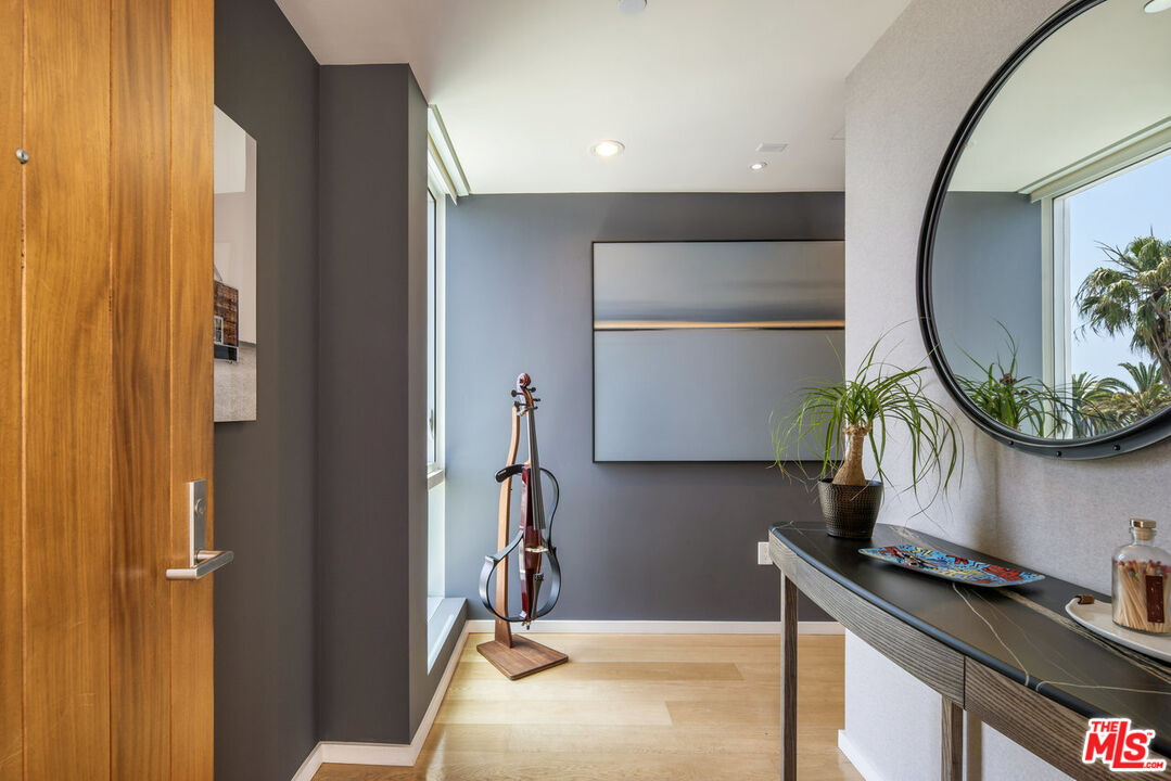 1705 Ocean Ave Unit: 501