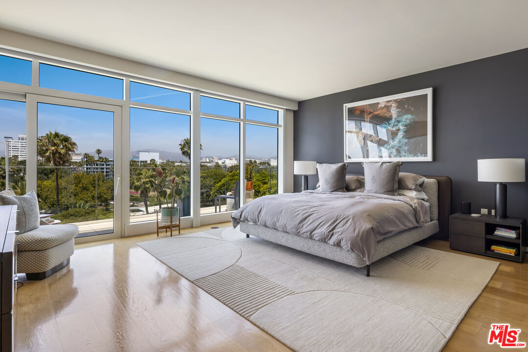 1705 Ocean Ave Unit: 501