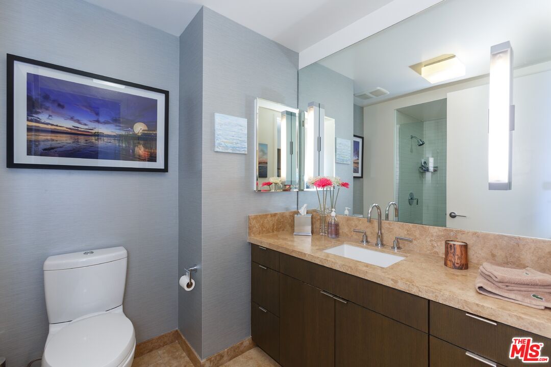 1705 Ocean Ave Unit: 501