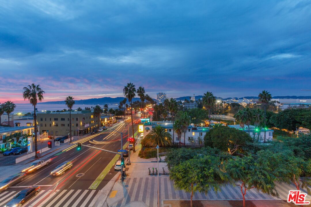 1705 Ocean Ave Unit: 501